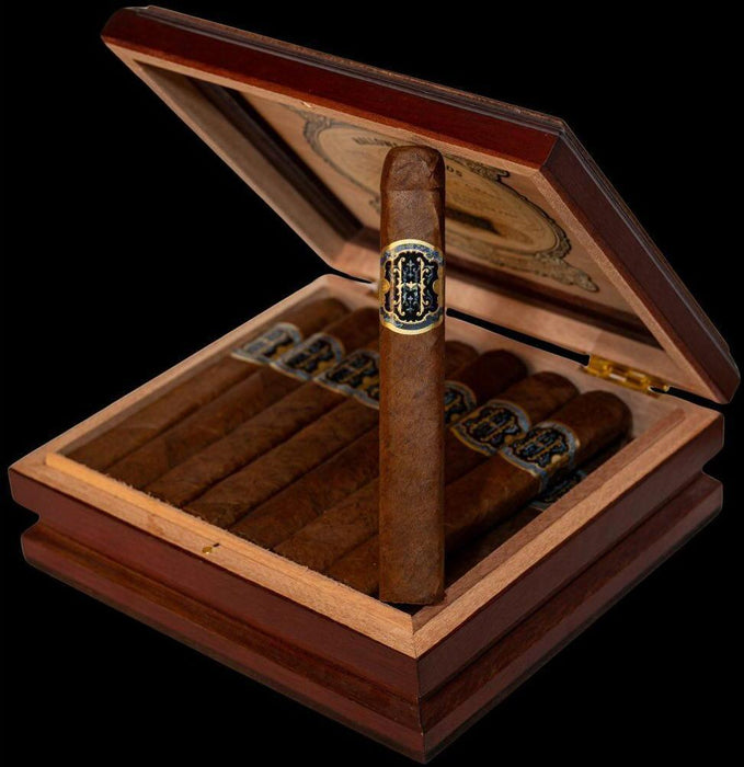 Avowed Hallowed Hands Box-Pressed Robusto