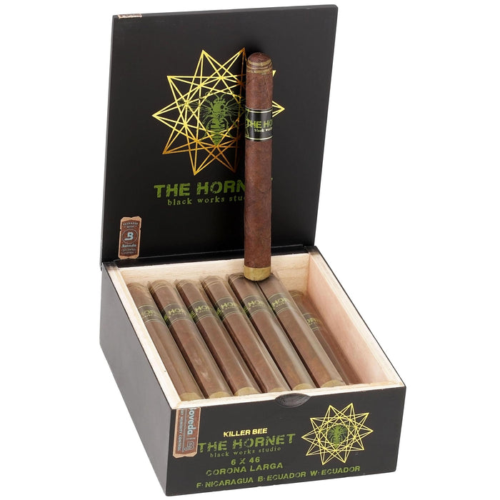 Black Works The Hornet Corona Larga