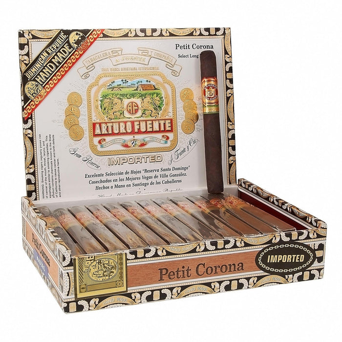 Arturo Fuente Petit Corona Maduro