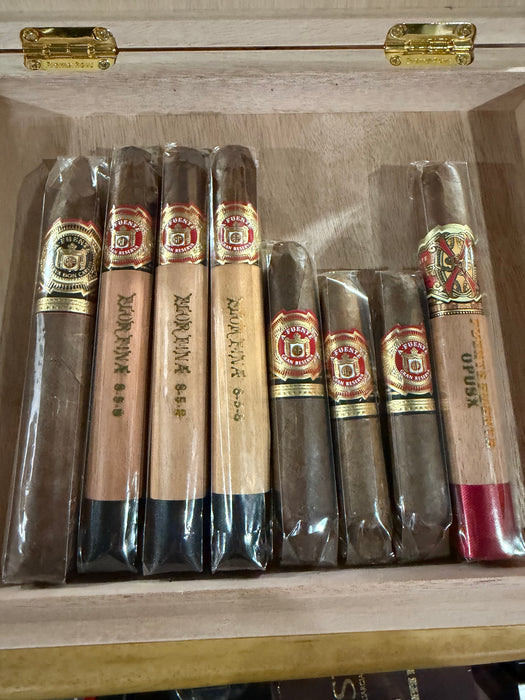Fuente Fuente OpusX Double Robusto Sampler