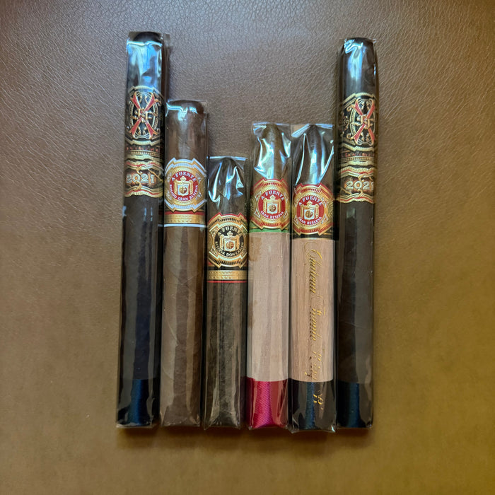 Fuente Summer of Love Fundraiser Sampler - Rare Black Double Corona