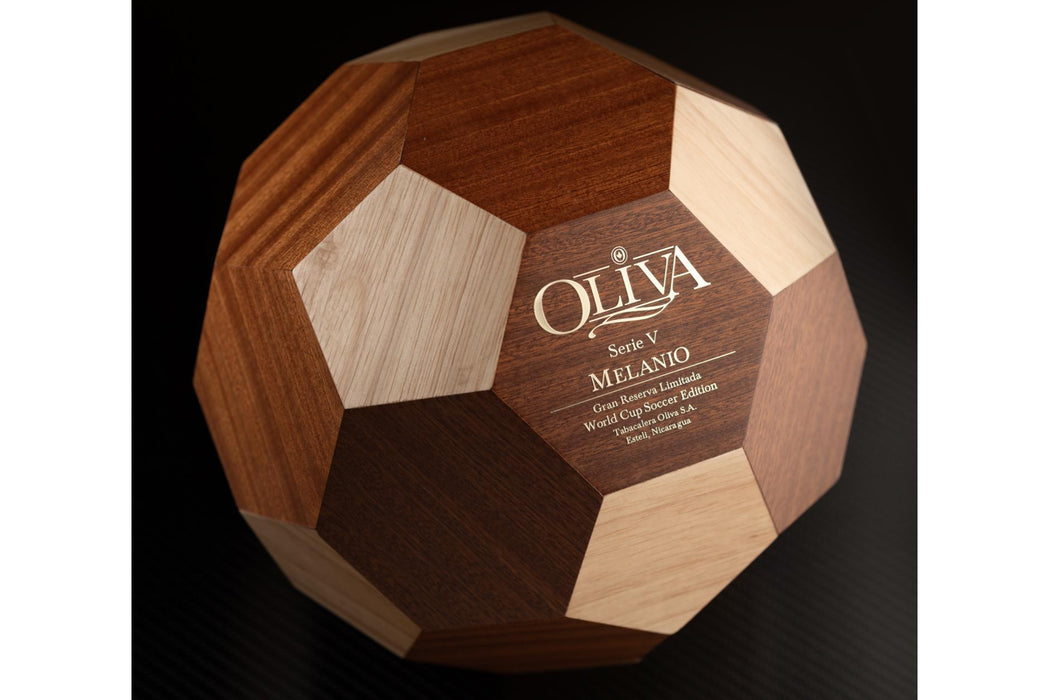 Oliva Serie V Melanio Soccer Ball Humidor