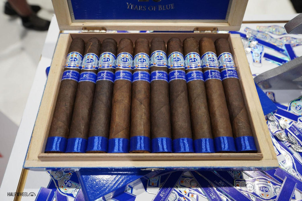 Espinosa 601 Blue Maduro 20th Anniversary